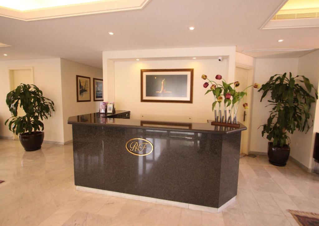 Residence De France Dbayeh Ngoại thất bức ảnh