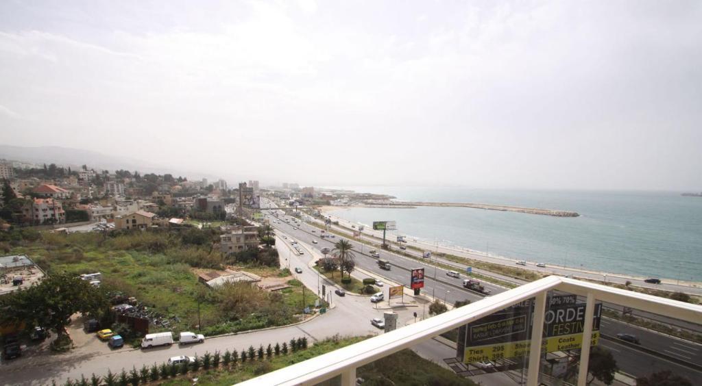 Residence De France Dbayeh Ngoại thất bức ảnh