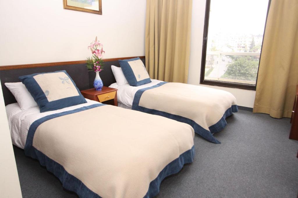 Residence De France Dbayeh Phòng bức ảnh