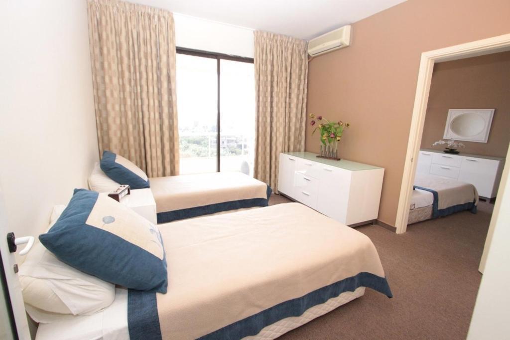 Residence De France Dbayeh Ngoại thất bức ảnh