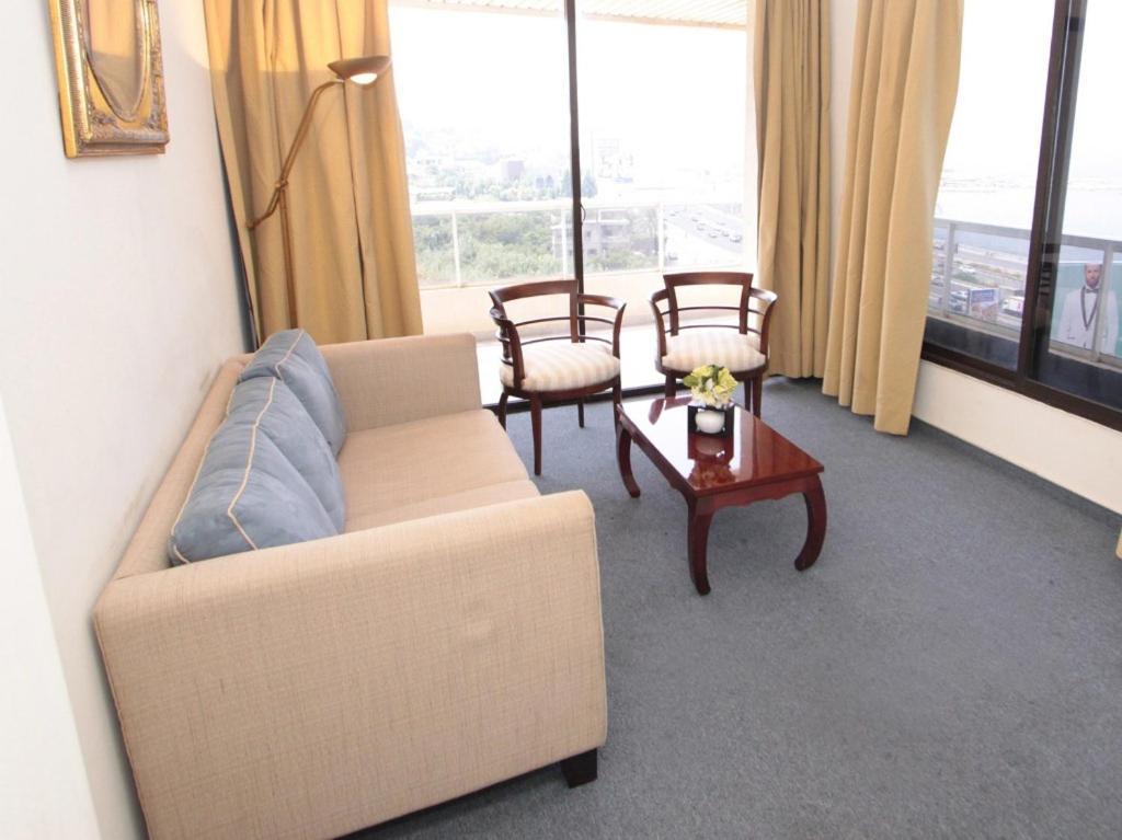 Residence De France Dbayeh Ngoại thất bức ảnh
